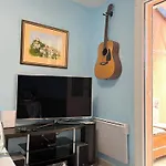 Appartement En Rez-De-Jardin