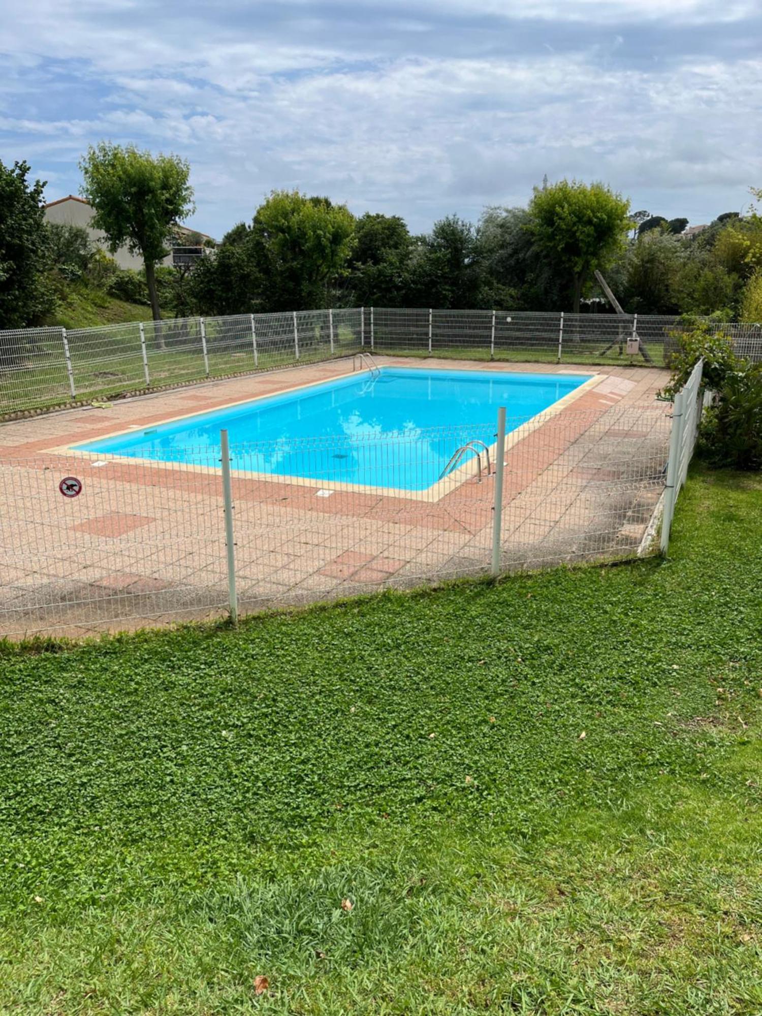 En Rez-de-jardin * Nizza